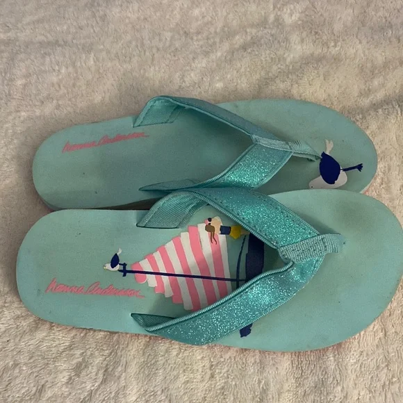Hanna Andersson Shoes Hanna Andersson Flip Flops Size 31